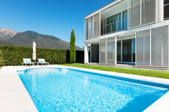 Construction de piscine sur mesure en parpaing à Caluire-et-Cuire