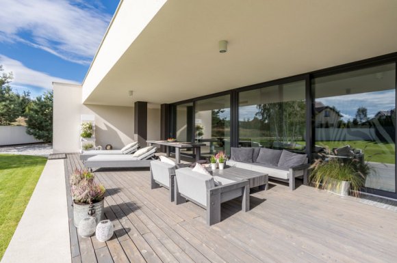 Création et construction de terrasse sur mesure par maçon à Châtillon