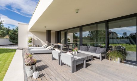 Création et construction de terrasse sur mesure par maçon à Châtillon